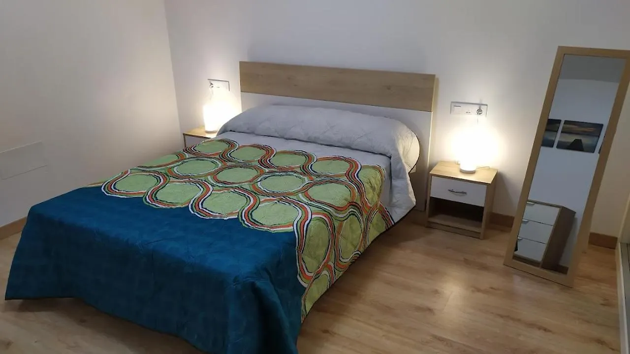 דירות רוקאוטס דה מר Atractivo Apartamento En La Playa Con Parking 0*,  ספרד