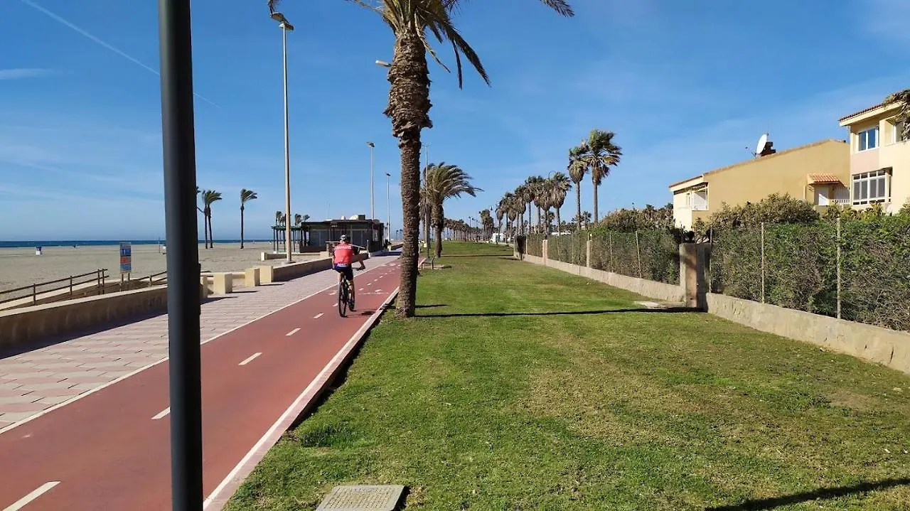 Atractivo Apartamento En La Playa Con Parking Roquetas de Mar 0*,  Spain