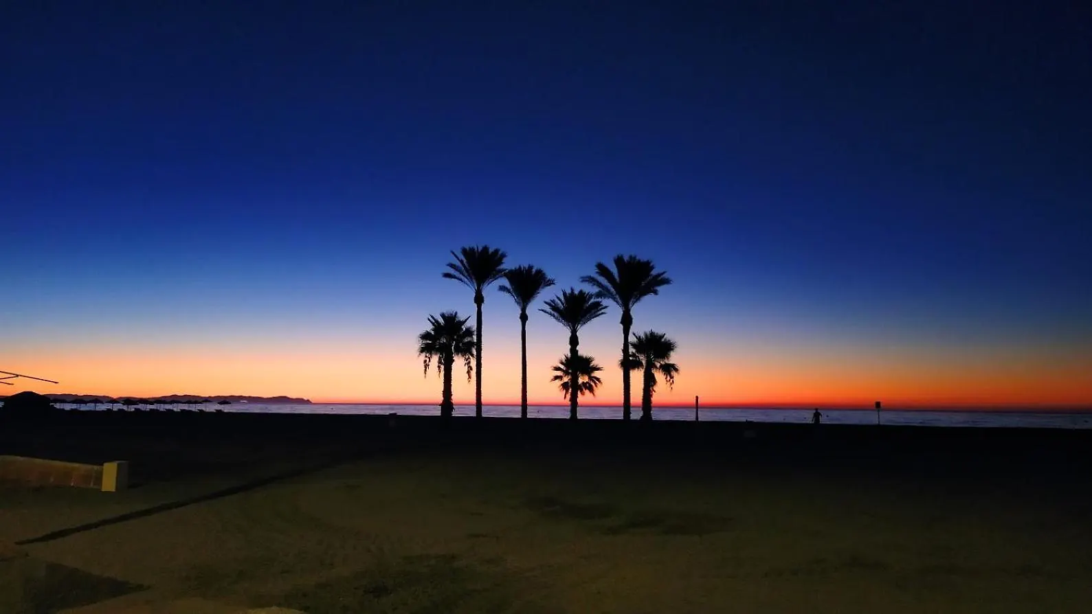 Atractivo Apartamento En La Playa Con Parking Roquetas de Mar Spanien