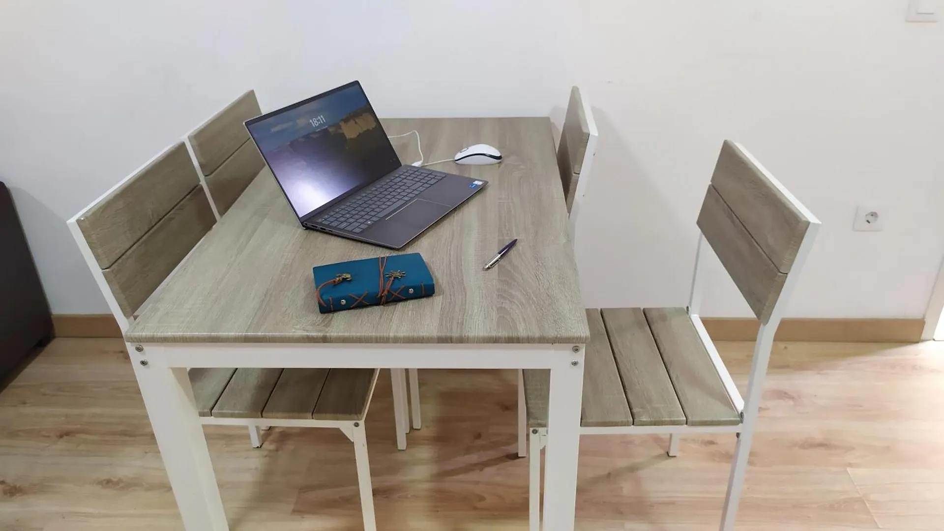 Atractivo apartamento en la playa con parking Roquetas de Mar